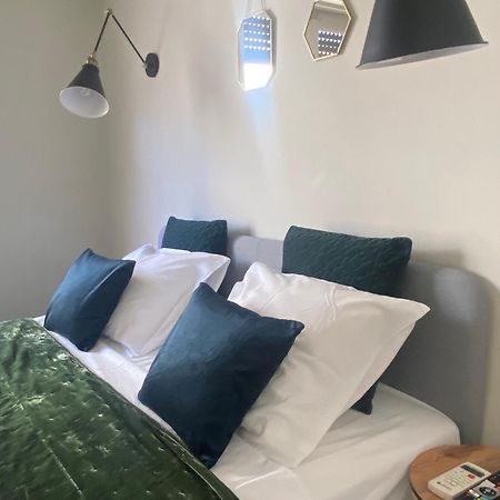 5 Rooms Атина Екстериор снимка