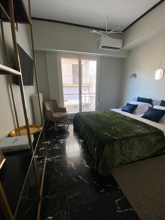 5 Rooms Атина Екстериор снимка