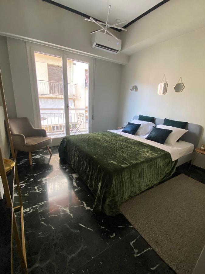 5 Rooms Атина Екстериор снимка