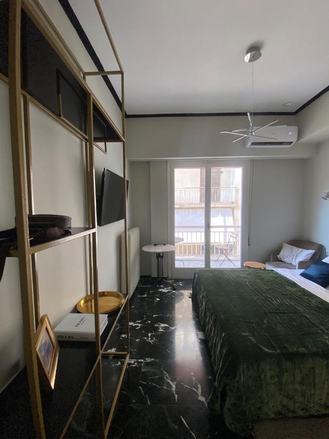 5 Rooms Атина Екстериор снимка