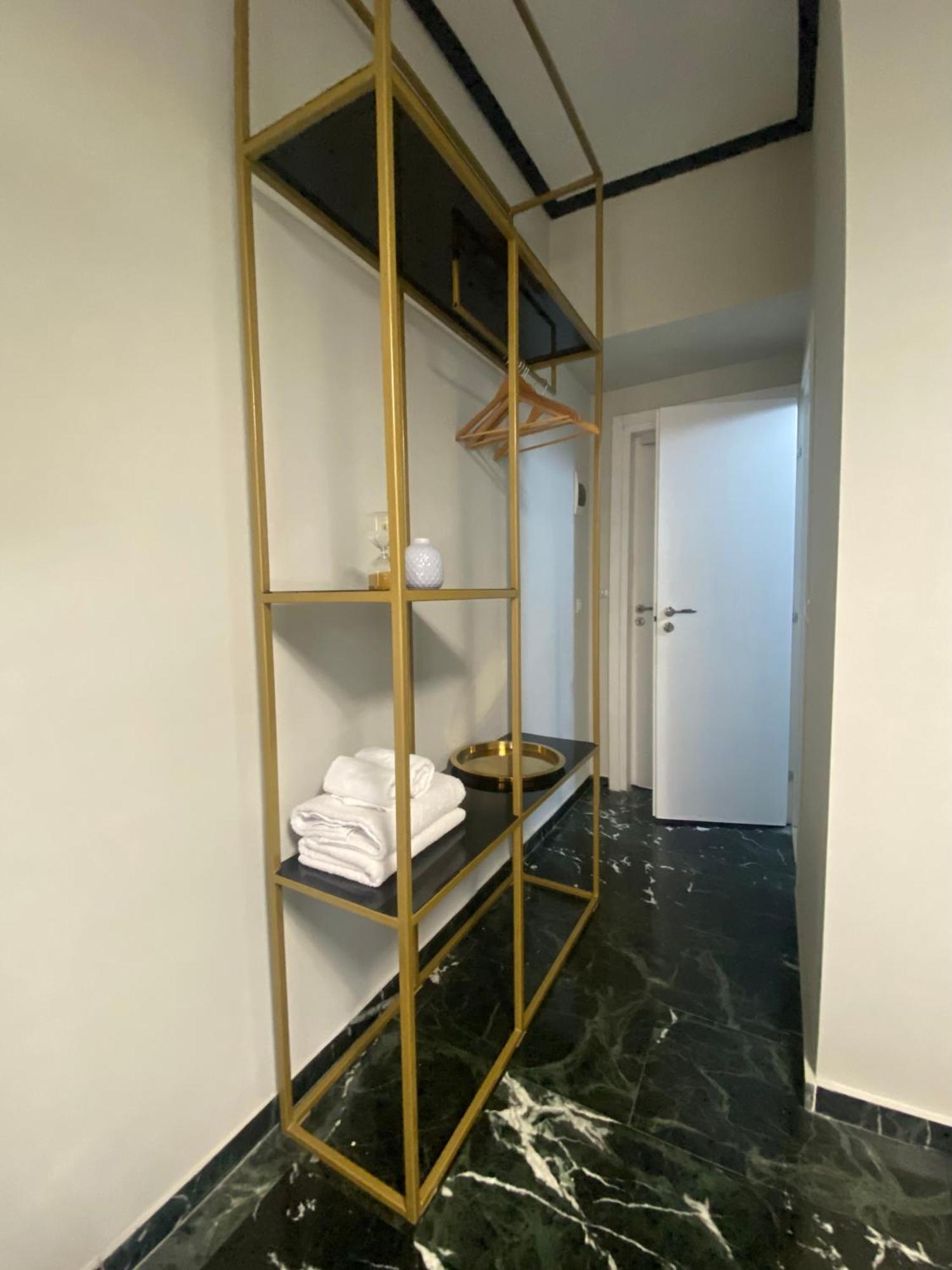 5 Rooms Атина Екстериор снимка