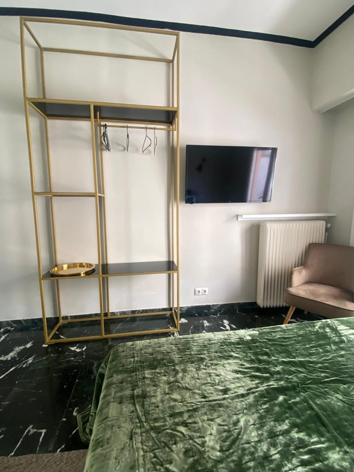 5 Rooms Атина Екстериор снимка
